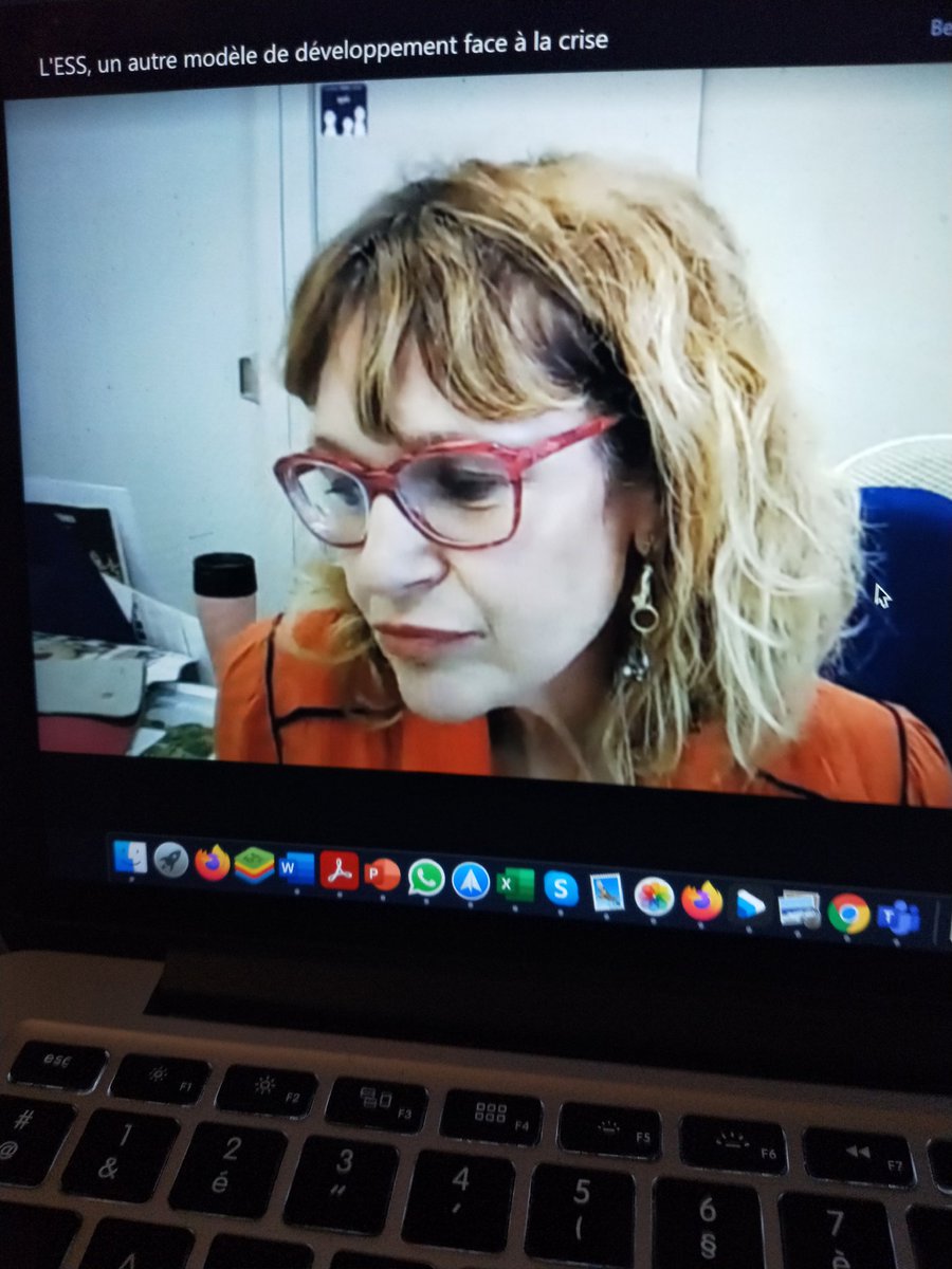 CoopAlpha1's tweet photo. #Coopalpha c'est + de 200 https://t.co/l45NQkmxjR. 
Les profils sont variés, les #slasheurs y sont nombreux. Karine Labat Papin parle du modèle économique de la coopérative d'activités @Bordeaux
#rdvess #macoopbouge #MoisESS20 #bordeauxmaville https://t.co/WK6goRwdvE