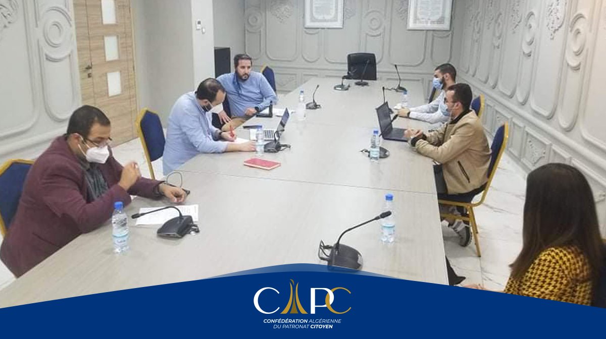CAPCAlgerie's tweet photo. La CAPC lance le programme #InnovateAlgeria en organisant une série de rencontres ac les lauréats de #HackAlgeria, premiers bénéficiaires de ce prog'. Prise de contact ac les équipes pr comprendre leurs projets afin de prévoir un accompagnement personnalisée.
#startups #tech https://t.co/Q3EYW0VPuj