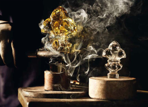 FirecrackerBall's tweet photo. If you're a brandy connoisseur, then this prize is for you! Enjoy a Louis XIII Cognac &amp; Luxury Cigar Masterclass, with dinner for 8 guests. Find out more here > https://t.co/OvbT4nPzrp. #FirecrackerBall #Firecracker20 #Auction #CharityTuesday https://t.co/yrkDzmH4Kr