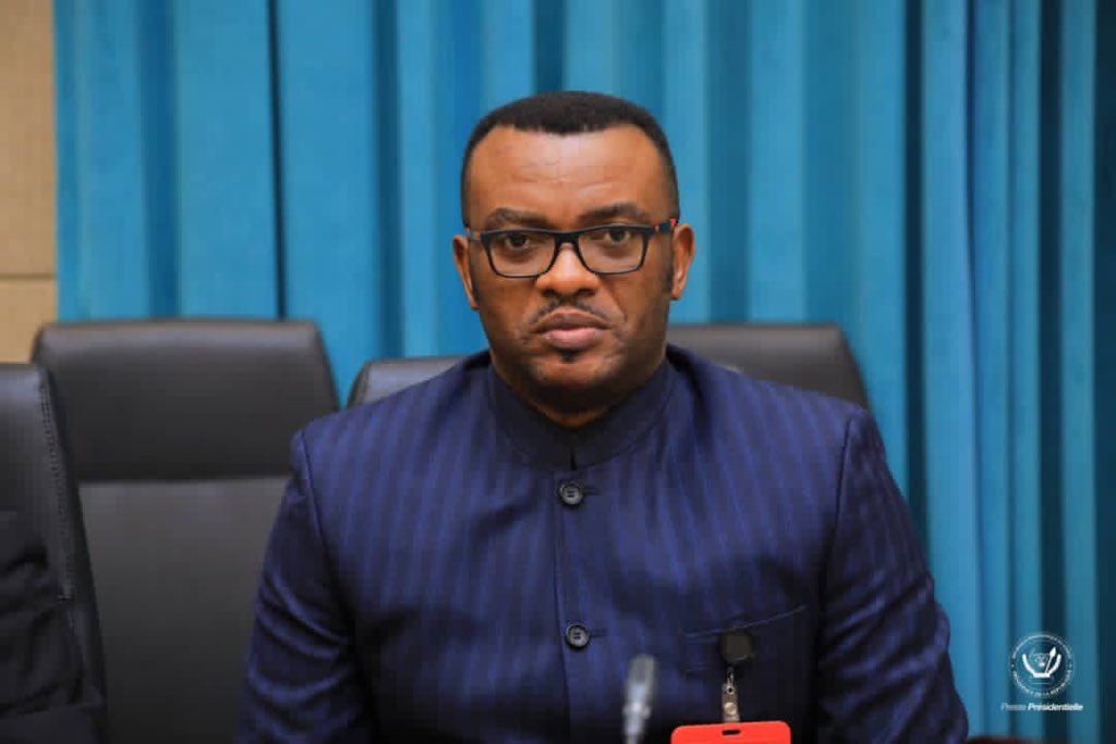 Presidence_RDC's tweet photo. #RDC 10.11.2020|#PalaisdelaNation
Consultations présidentielles
Le Chef de l'État, Félix-Antoine Tshisekedi Tshilombo a accordé une audience aux fils des Pères fondateurs de l’#UDPS. https://t.co/zS8BEtCczX