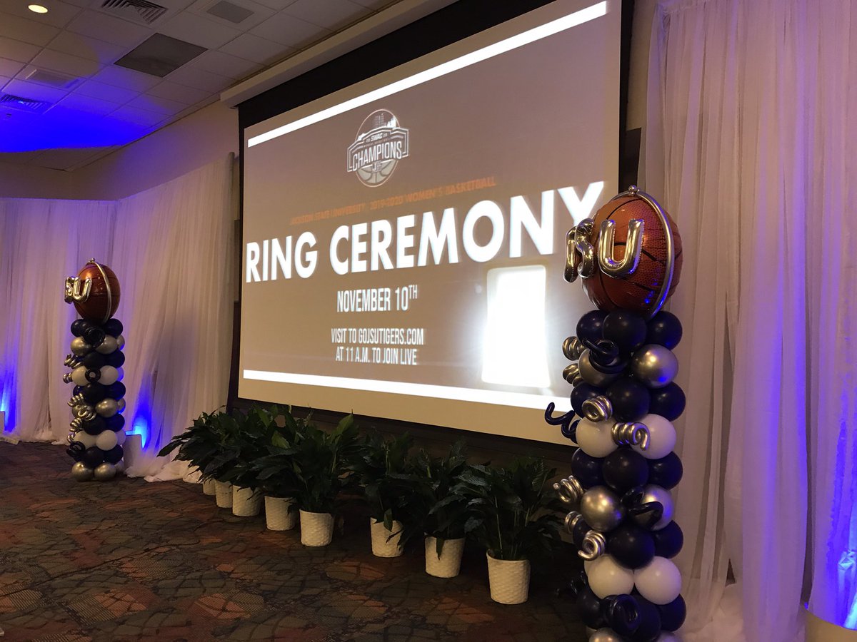 JoeCookSports's tweet photo. .@theswac Championshp Ring Ceremony for the @GoJSUTigersWBB team this morning https://t.co/q3AVAi8EnZ