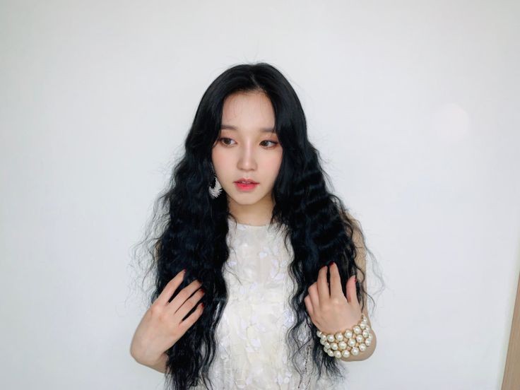 Gidle юци. Юци джи айдол. Gidle yuqi. Сун юйци (g)i-dle). Юци g idle.