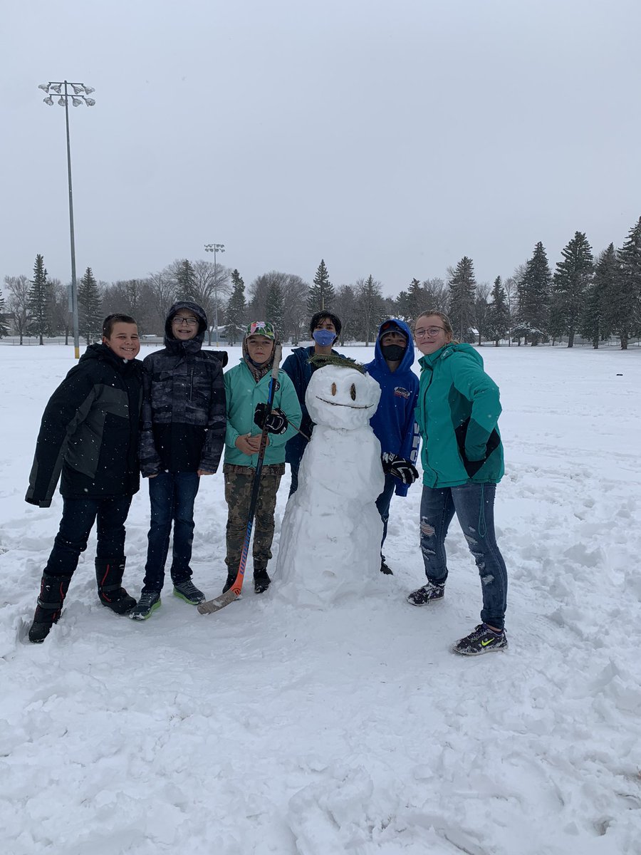 Cɾყʂƚαʅ Aƚƙιɳʂσɳ tweet media