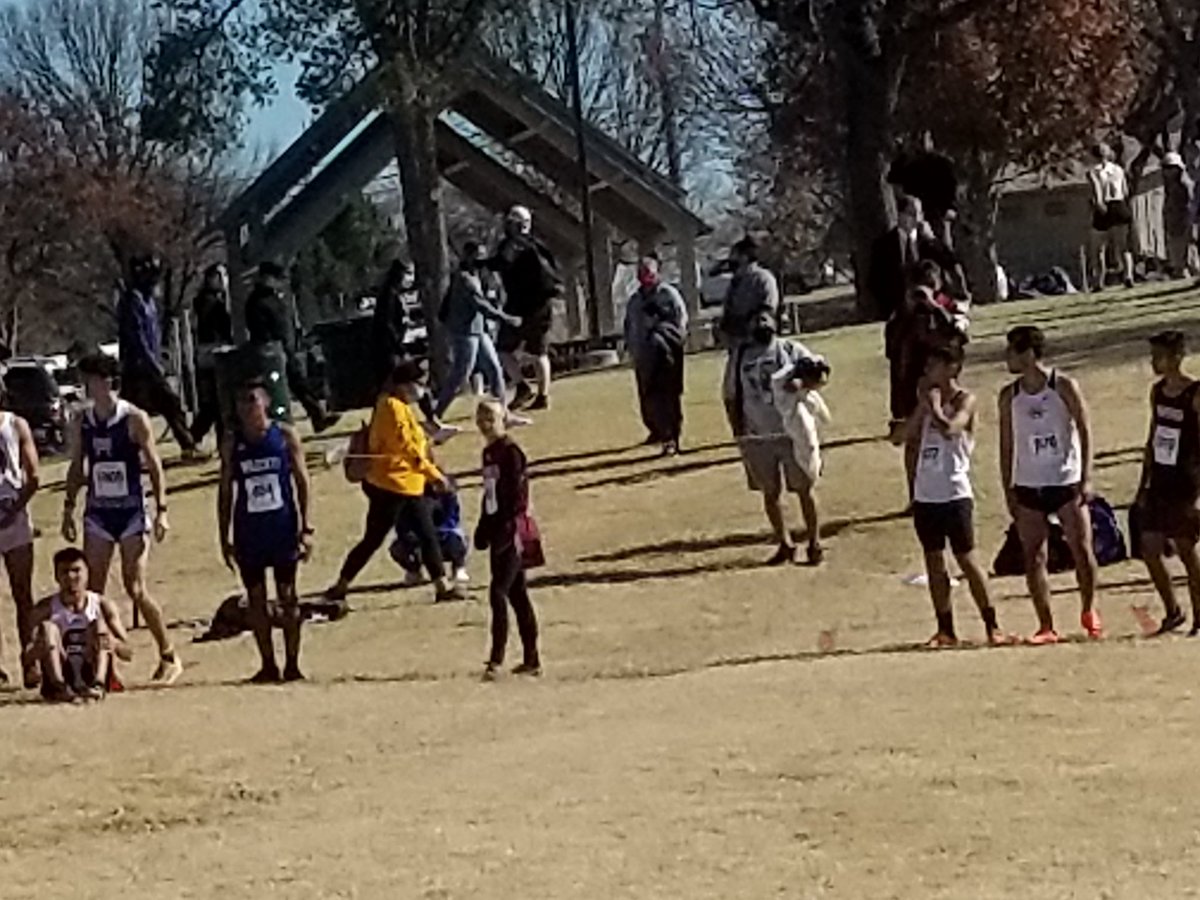 DISD_Athletics's tweet image. Let&apos;s go men! Regional CC.