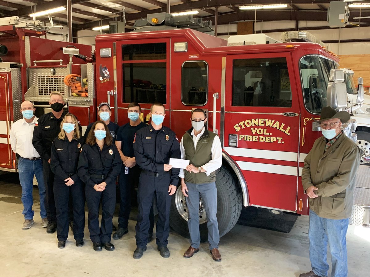 PermianHwyPL's tweet photo. Supporting first responders who help ensure the safety of our energy infrastructure is a key priority for Kinder Morgan. We recently provided a contribution of $50,000 to the Stonewall Volunteer Fire Department in Stonewall, TX. https://t.co/nm39DLouwr