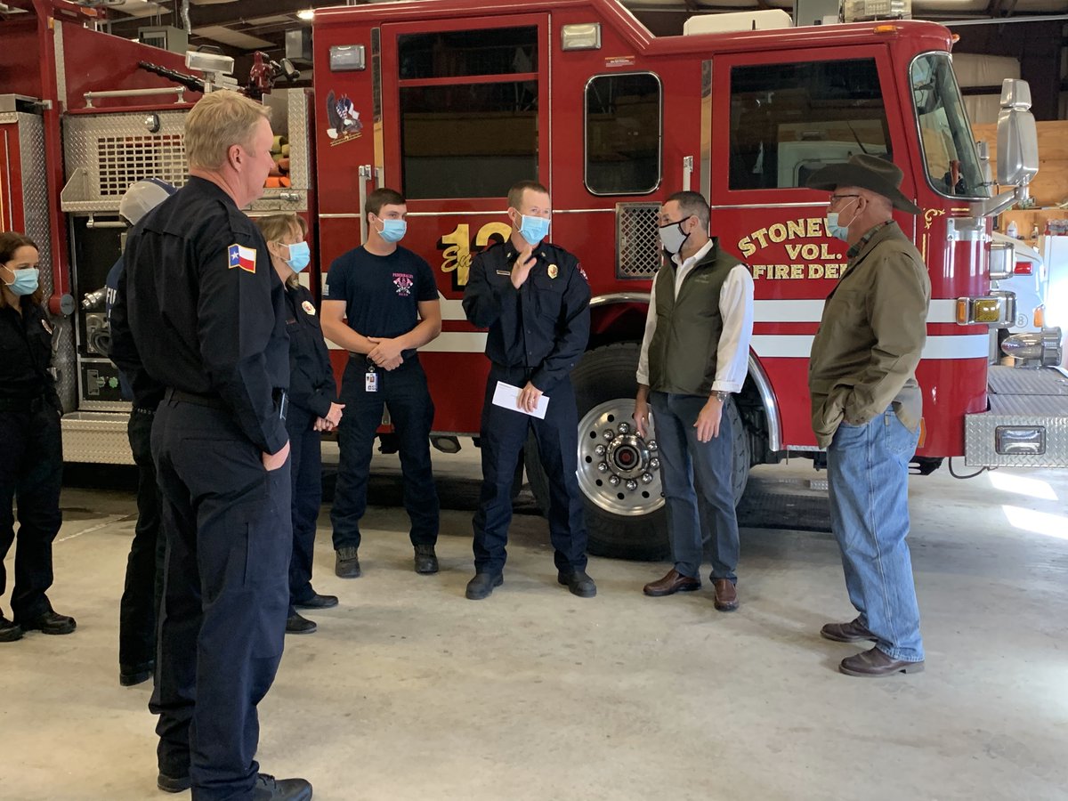 PermianHwyPL's tweet photo. Supporting first responders who help ensure the safety of our energy infrastructure is a key priority for Kinder Morgan. We recently provided a contribution of $50,000 to the Stonewall Volunteer Fire Department in Stonewall, TX. https://t.co/nm39DLouwr