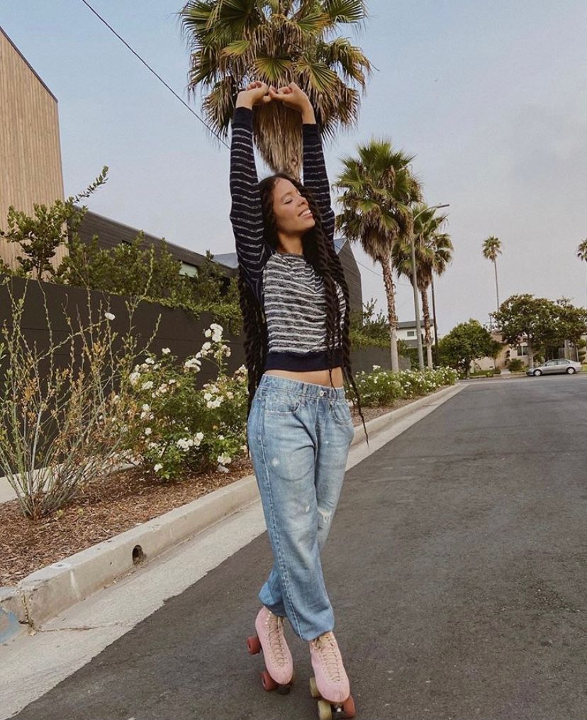 privylabel's tweet photo. Rag &amp; Bone is a label passionate about style while focusing on sustainability! Rag &amp; Bone partnered with a denim recycling program that encourages customers to bring in their old jeans back to donate which is then recycled into insulation for homes!
•
•
•  
📸 : rag &amp; bone https://t.co/245eYVK4NS