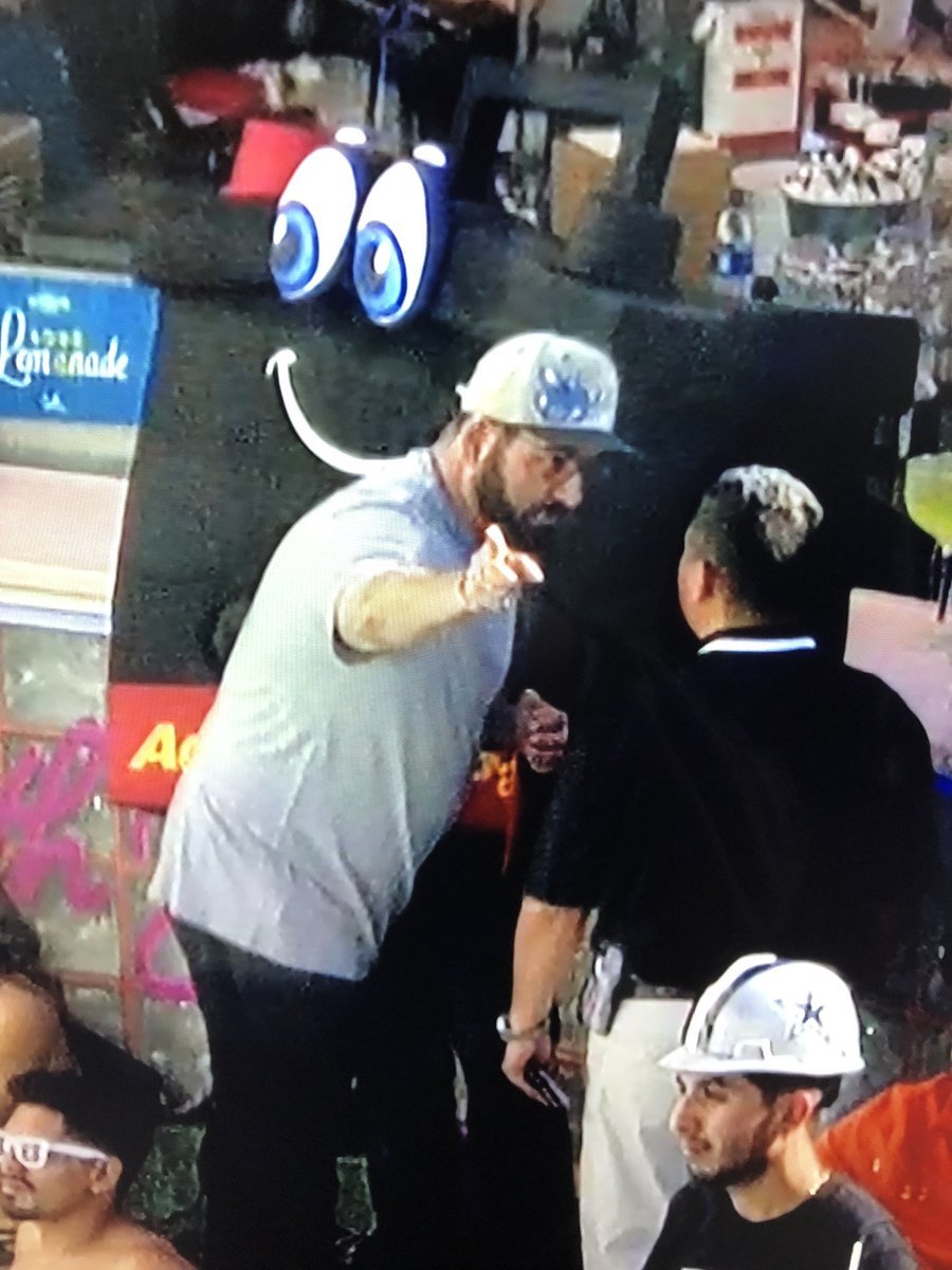 lebatardshowfan's tweet photo. Live look at @LeBatardShow https://t.co/i1LbB6fIqq