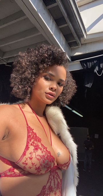 ❤️❤️❤️exciting https://t.co/9Ck4B8uVu0<a href="/tag/cummingsoon"class="tags"><span>#cummingsoon</span></a>