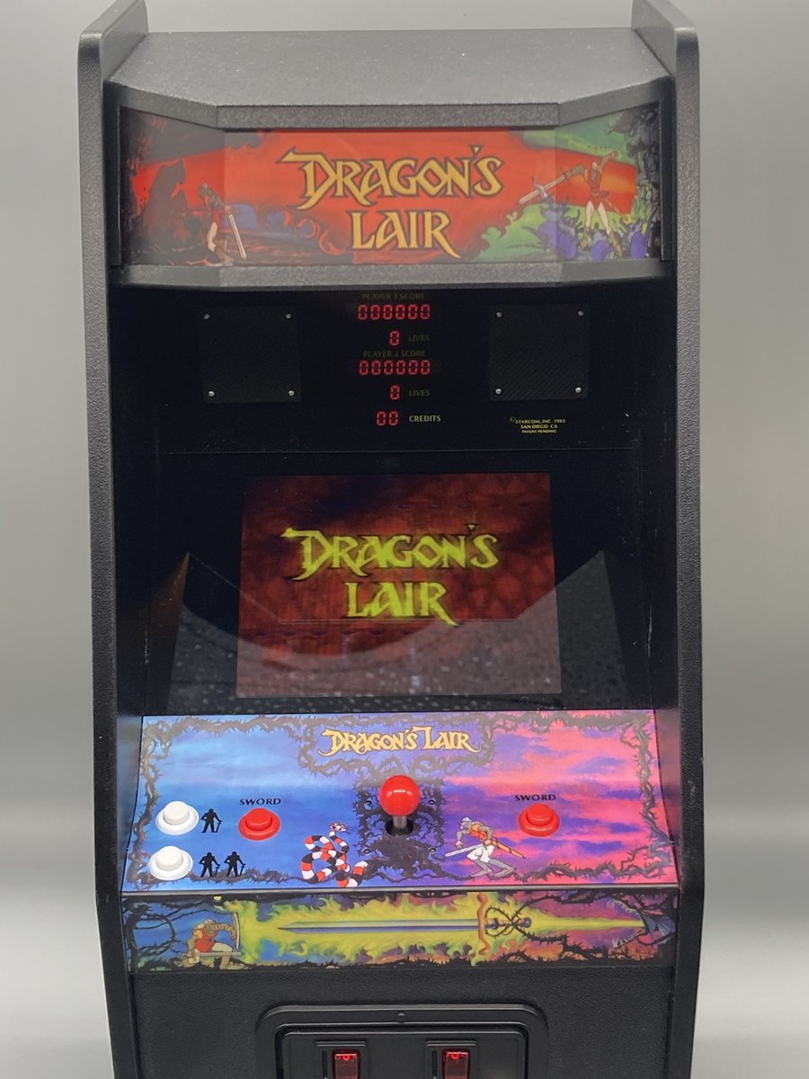80snostalgia I Ve Just Spent A Few Hours Playing The New Dragons Lair Replicade Arcade Cabinet From Newwavetoys And I Can Confirm It Is Awesome Don T Know If Mentioned This