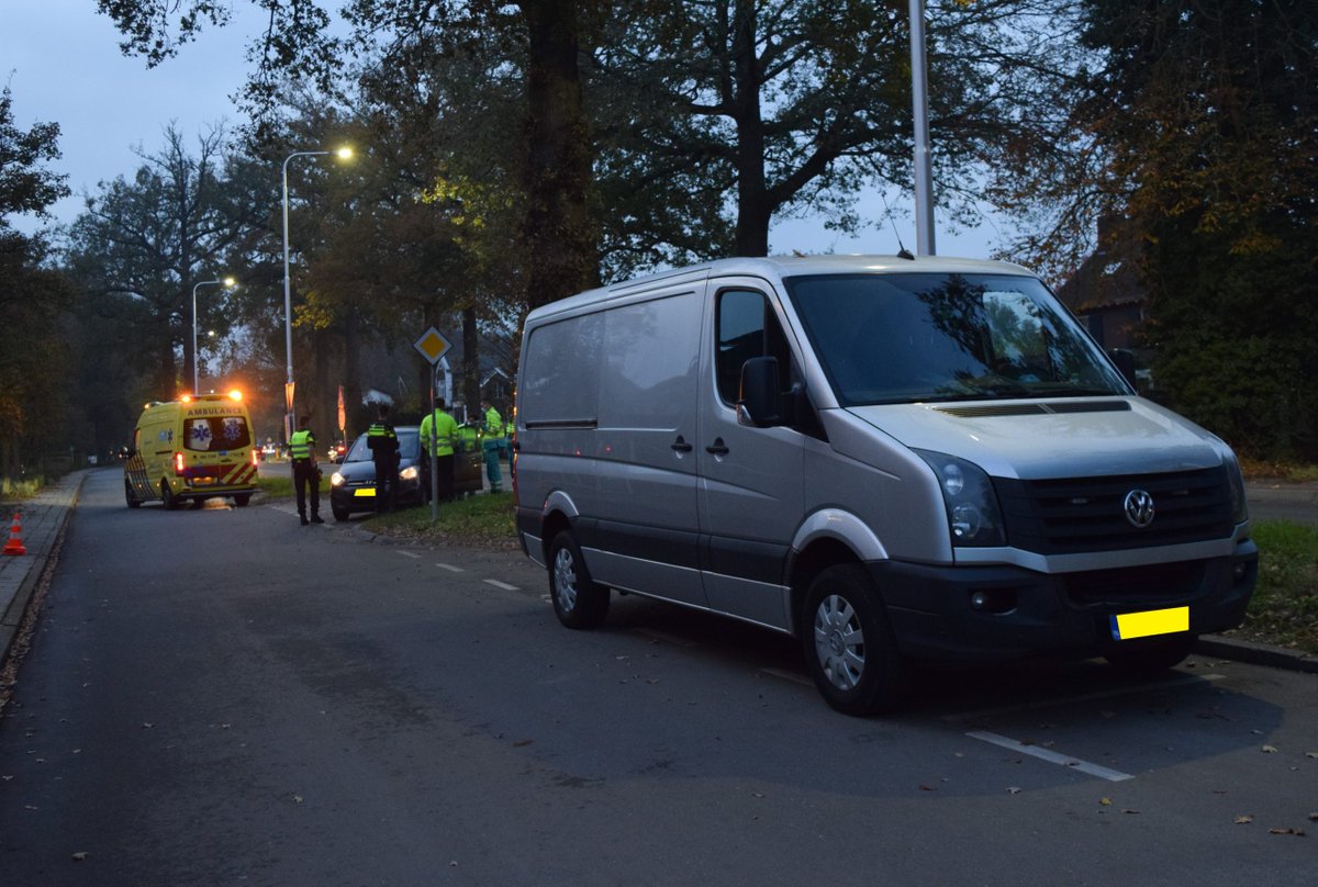 Veel materiële schade na kop staart aanrijding, geen gewonden -..