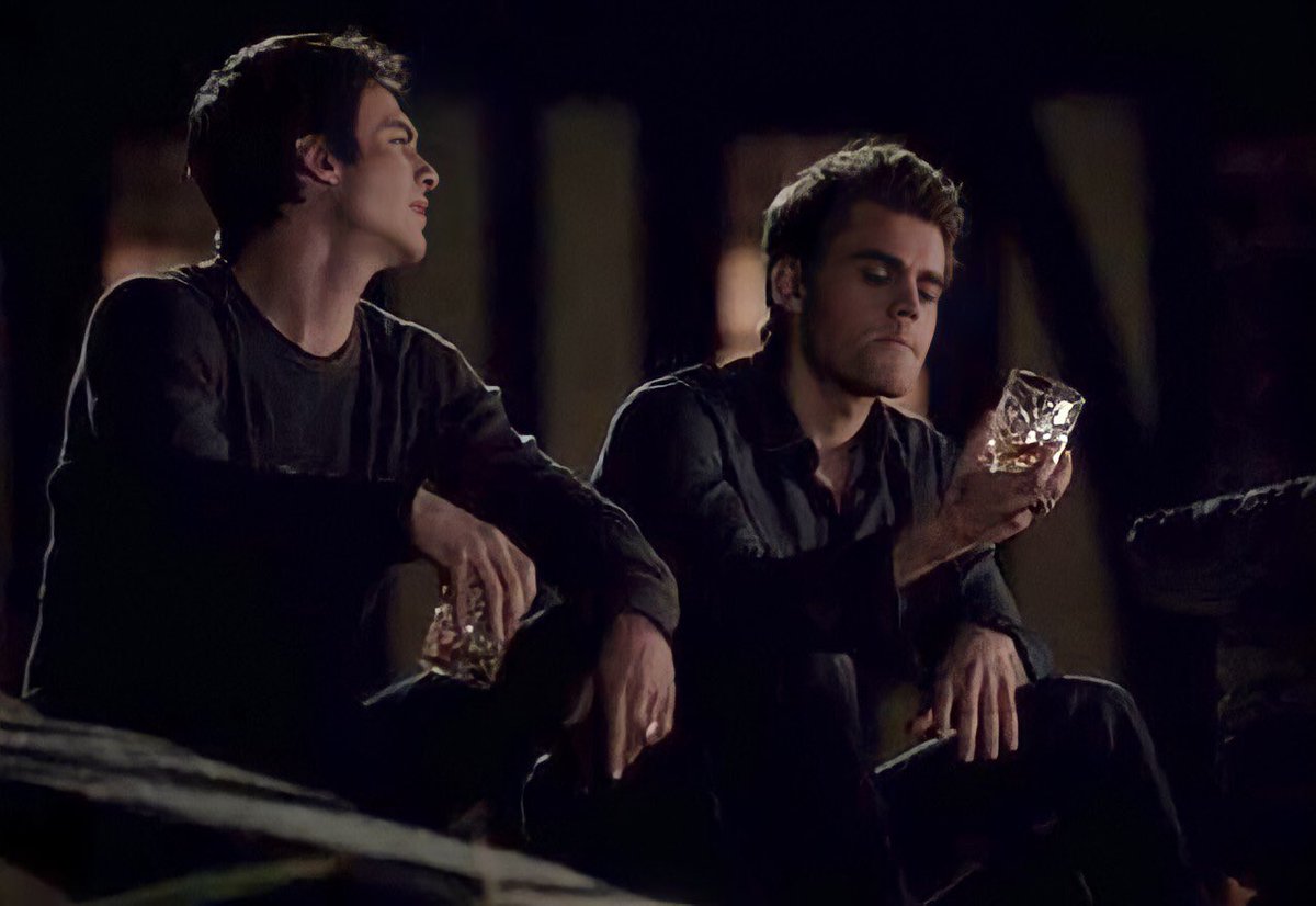 Throwback <a href="/iansomerhalder/">Ian Somerhalder</a> @BondBourbon