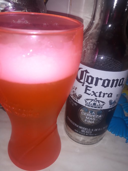 EG&Eacute;SZS&Eacute;G&Uuml;NKRE!  😇👑 Ha m&aacute;r &iacute;gy megkoron&aacute;zta az &eacute;v&uuml;nket &eacute;s m&eacute;g j&ouml;vőre is kapunk belőle ?!😏 Ti hogy b&iacute;rj&aacute;tok<a href="/tag/szoliz%C3%A1sk%C3%B6zben"class="tags"><span>#szoliz&aacute;sk&ouml;zben</span></a>