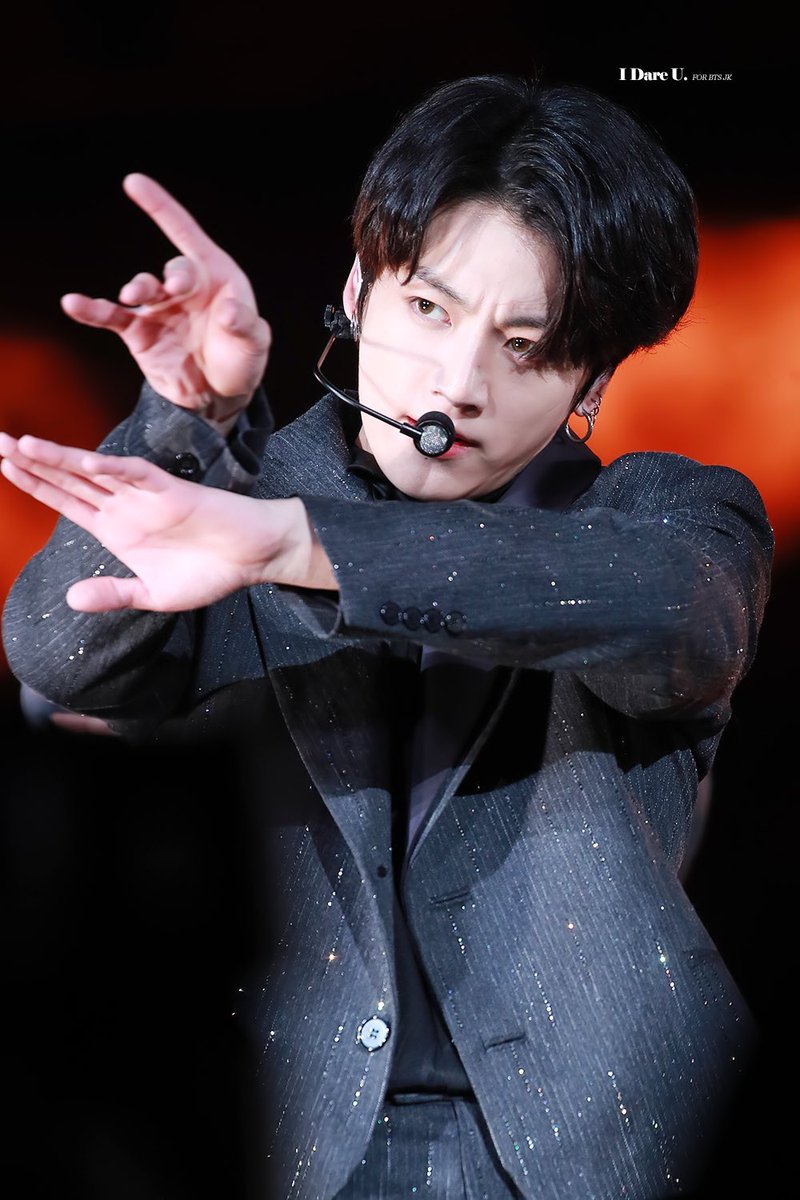 jungkookah_7's tweet photo. [INFO]
Jungkook is included in the list of “K-pop Idols Who Can Hit High Notes Like It's Nothing” at #1.... .!!

INDEED THE MAIN VOCALIST &amp; NATIONS PRIDE, JEON JUNGKOOK !!

😭🥺🥺😚👏👏👏

#JUNGKOOK #JK #정국 #BTS_BE #btstracklist #btsiscoming #LifeGoesOn #BTS #BTSARMY @BTS_twt https://t.co/fqgQmfTu6M