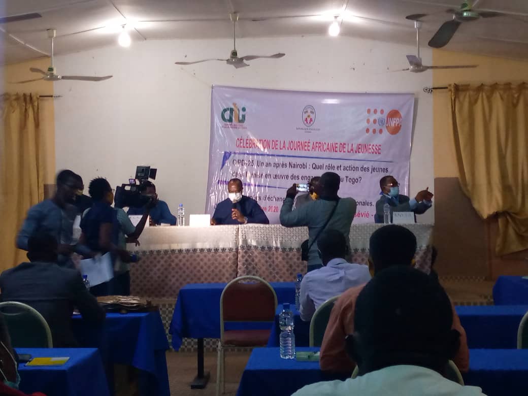 InoussaFarid's tweet photo. Dans le cadre de la célébration de la journée africaine de la jeunesse, organisée par CNJ Togo, Afriyan a participé a une journée d'échanges sur les engagements du Togo lors de la conférence internationale sur la population CIPD25 https://t.co/1Ca3LZntJ5