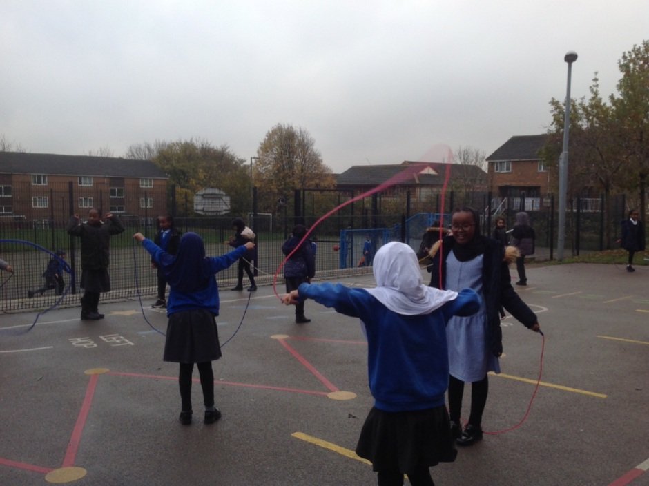 Pye Bank School tweet media