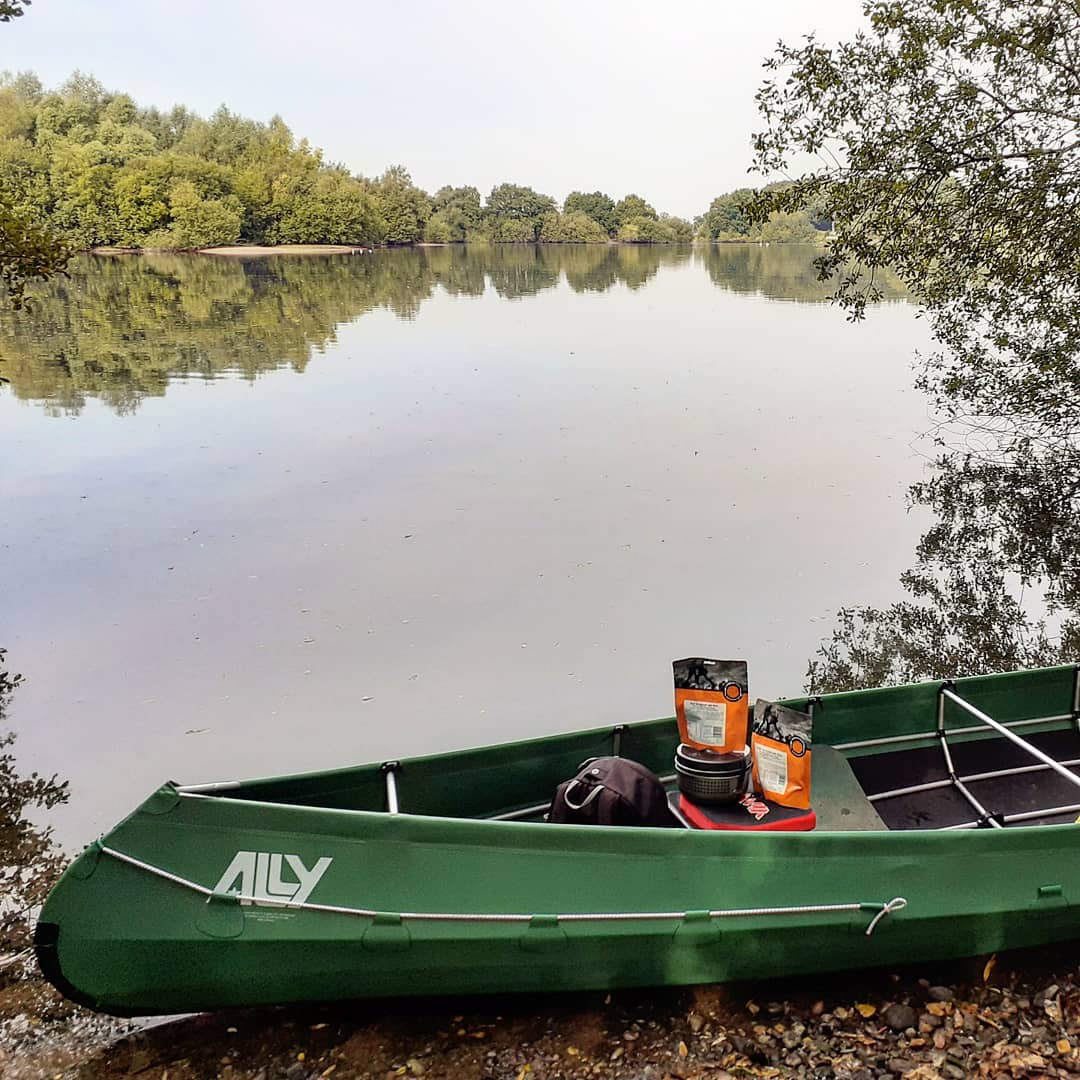 ExpeditionFoods's tweet photo. Canoeing on a cold day with a warm lunch to keep our energy up.
What's your favourite local micro-expedition?
#expeditionready #adventure #poweredbyexpeditionfoods #opencanoe #paddling https://t.co/pe4a287fPQ