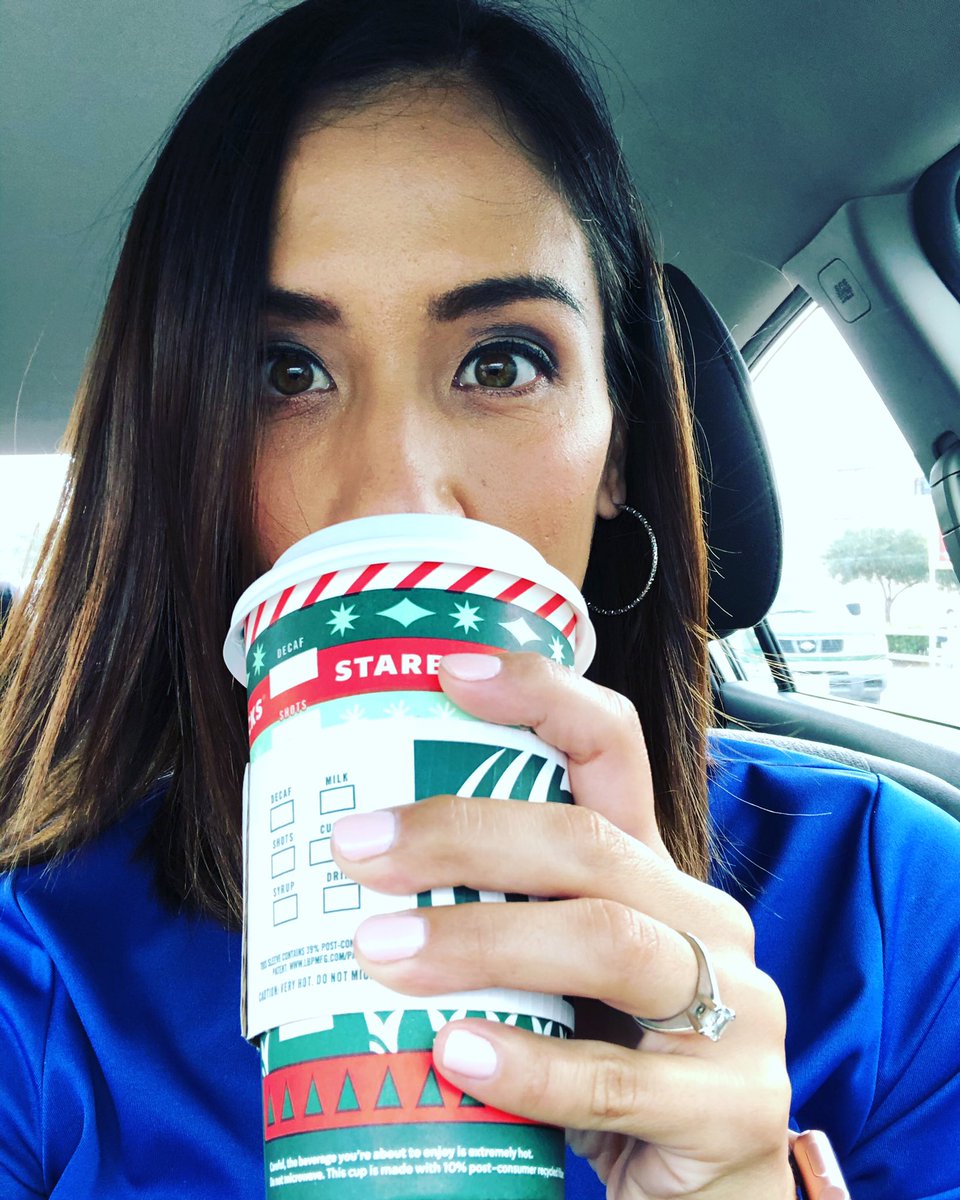 KPRC2SofiaOjeda's tweet photo. Quick #coffee #run
Annd the #holiday cups are out
Are you feeling #festive? 
I think we need it, now more than ever 🎄🎄🎄 https://t.co/cU9ZkpUEnH