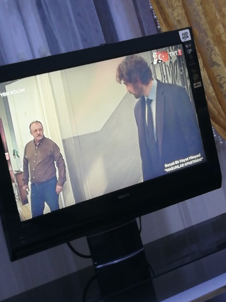 Han'ıda üzdüler
Ama
Gece gidip çöpünü karıştırdı.
Hayat çok Zalim.
#psikopatponçuğum
#MasumlarApartmanı