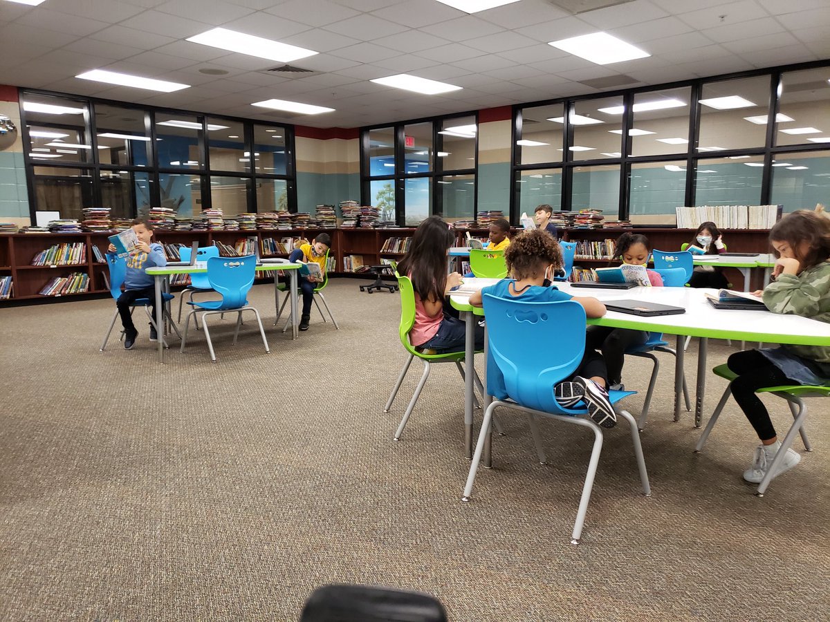mrs_laubinger's tweet photo. Book Club with 2nd Grade! In @Ms_Baughn 's Class, we are enjoying "Socks" by Beverly Cleary.
@HumbleISD_LSE #leopardspotting  #thehumblelibrarian https://t.co/kZ4zwvHZb9