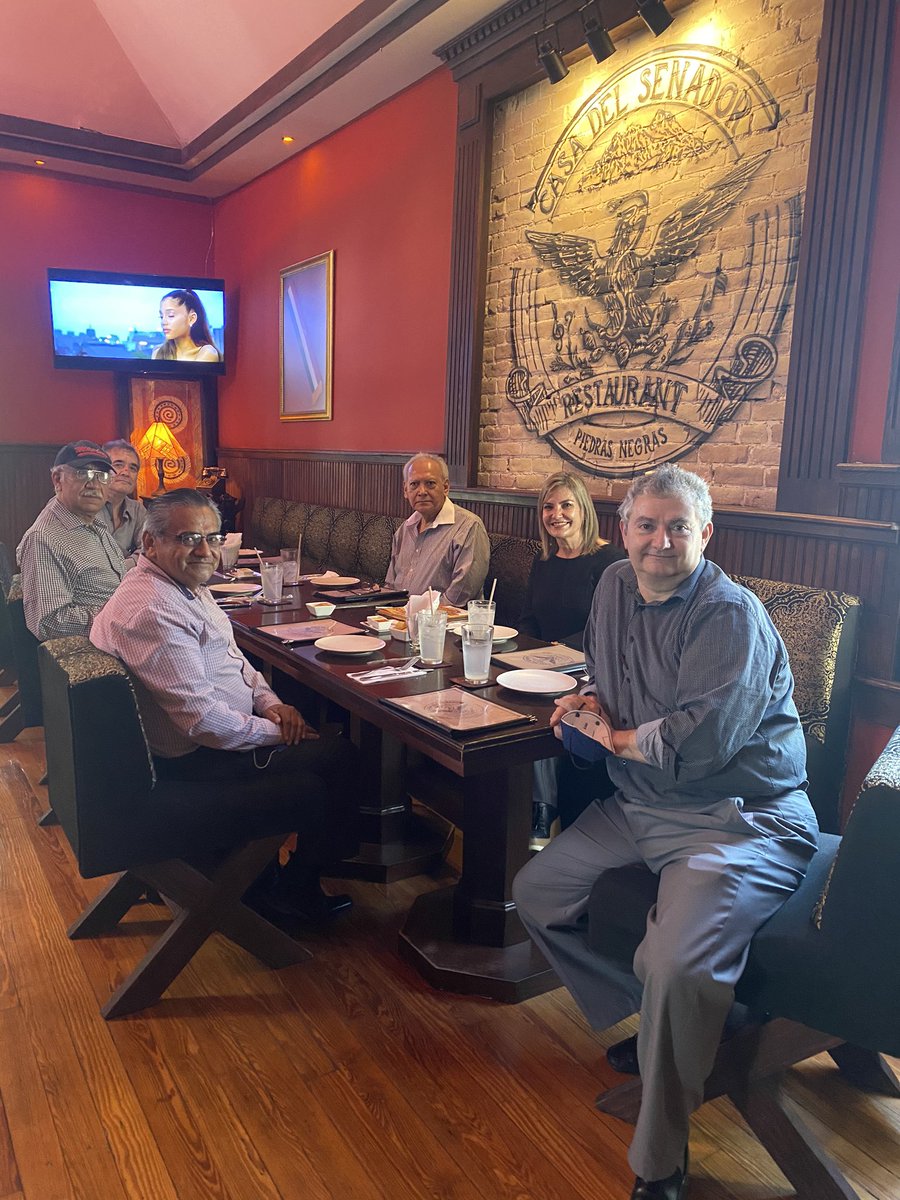 normaltrevino's tweet photo. En el marco de la Celebración del Día del Nacho; nos reunimos con los Historiadores de la ciudad de #PiedrasNegras con el fin de fortalecer la historia de la #CunaDelNacho @beto034 @NegrasOcv https://t.co/xtfjOyUunM
