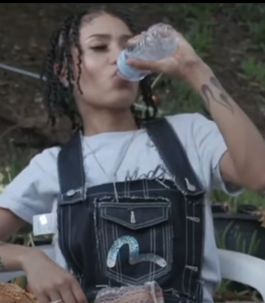 Owen on Twitter "*jaw drops* *eyes pop out of head* *tongue rolls out* HUMINA HUMINA HUMINA