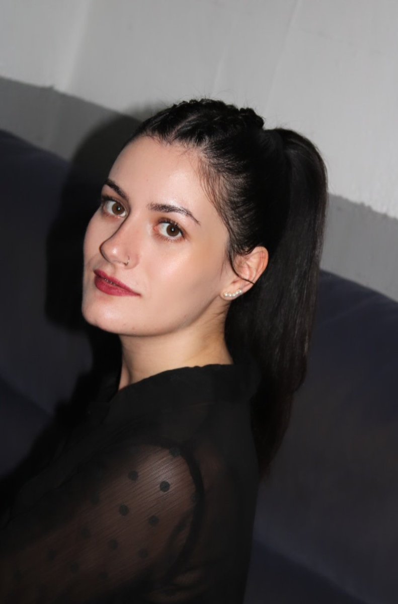 sientelatierra's tweet photo. Diana.🖤 https://t.co/KScGyOVA8L