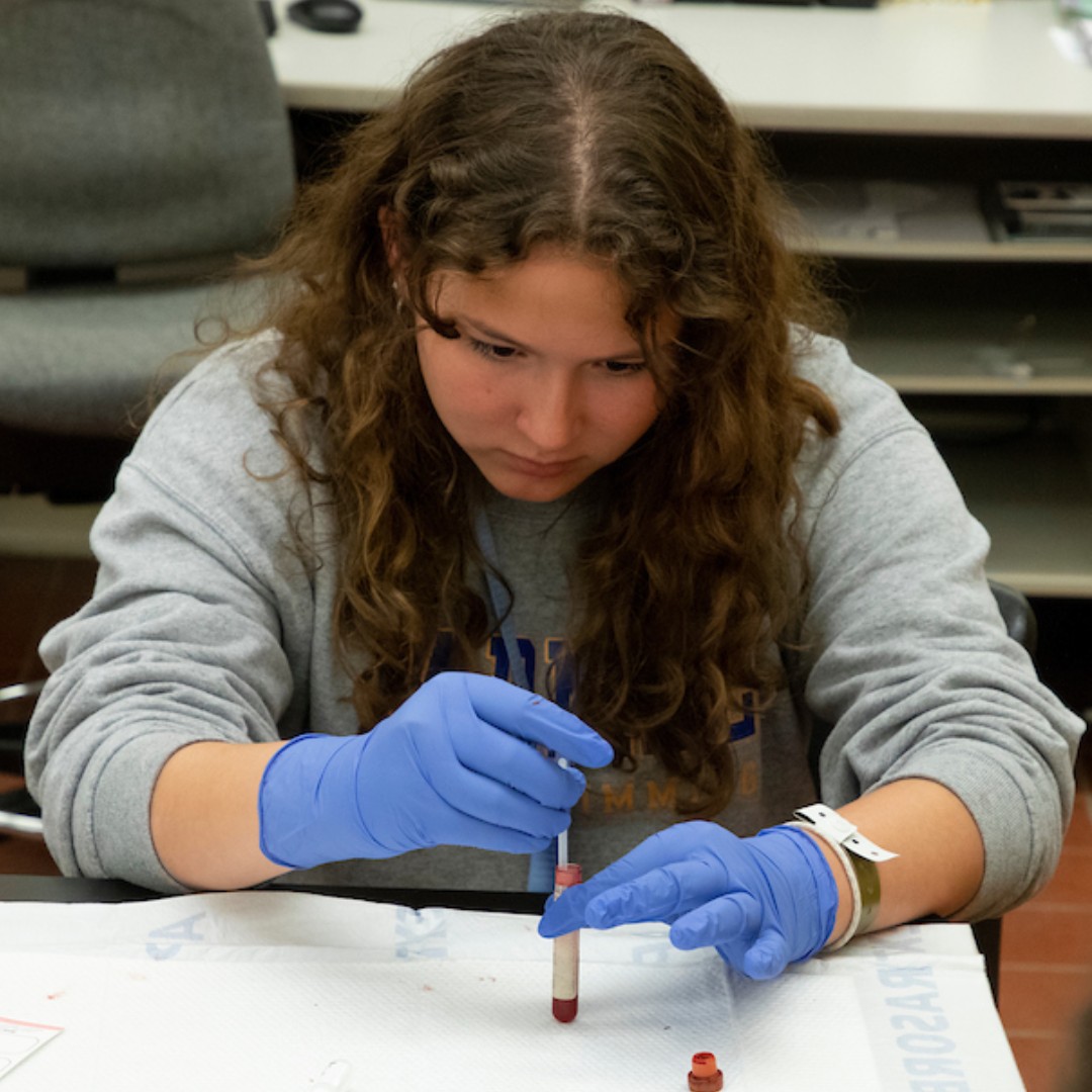 pucvm's tweet photo. Apply now for Boiler Vet Camp!
Its our very own 1-week trip inside the life of a DVM student, and applications are now open!
Visit https://t.co/1o3NjGps9q or email boilervetcamp@purdue.edu for more info!
#PurdueVetMed #BVC2021 #vetlife @AVMAvets @VetTechs @LifeAtPurdue https://t.co/Fe9c082VeD