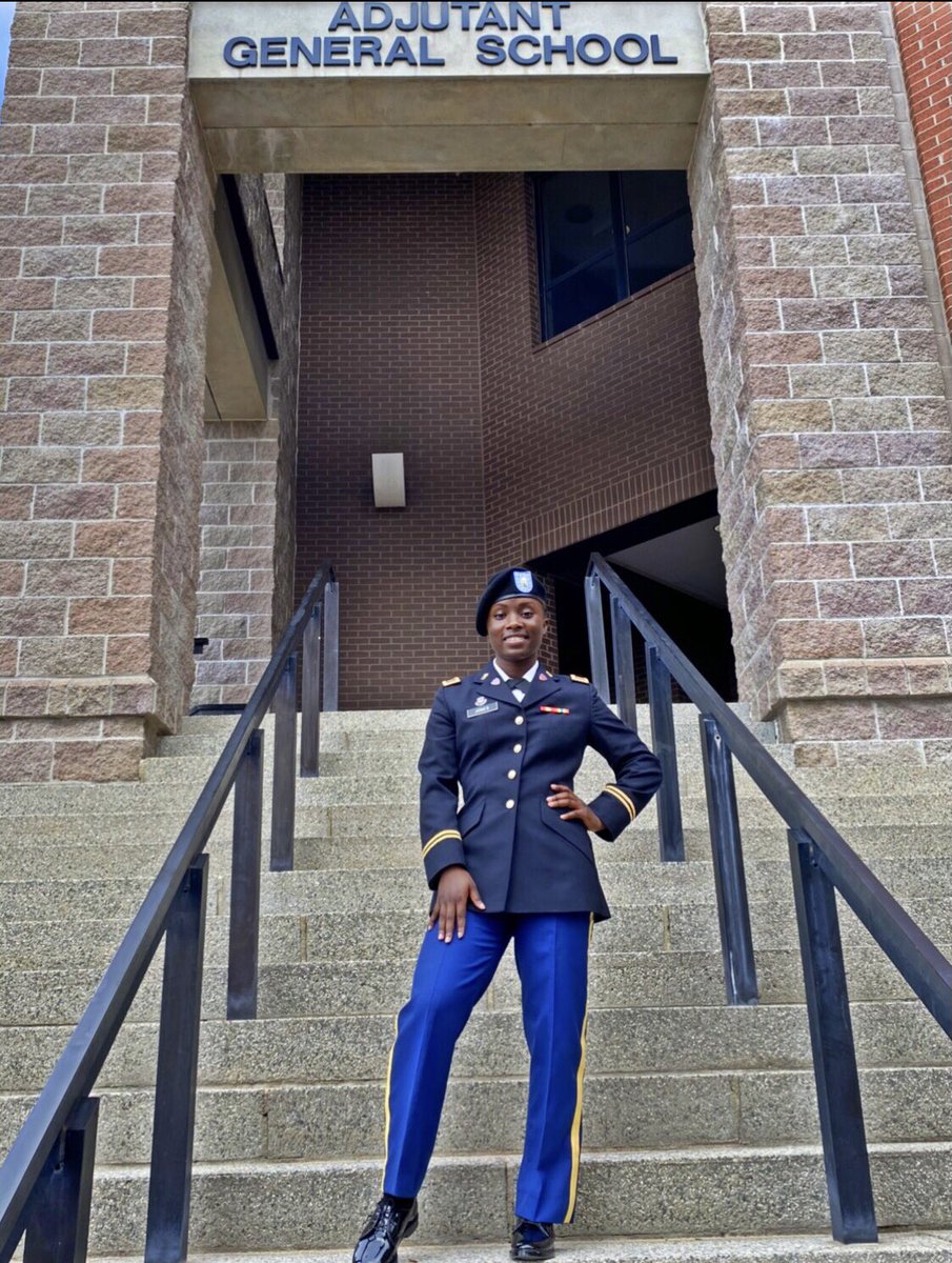 kearahjayy's tweet image. 11/10/20   AG BOLC Graduate 👩🏾‍✈️ #DefendAndServe