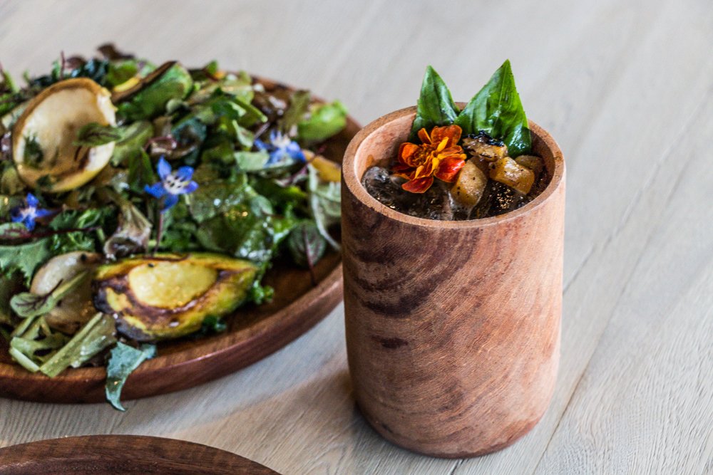 coolhuntermx's tweet photo. En Guadalajara, @Venenorest un lugar inspirado en la zona arqueológica de Paquimé, es perfecto para disfrutar una oferta variada de platillos clásicos de la gastronomía mexicana y sobre todo la tapatía.
🥑🌶🔥 https://t.co/ENCkmB5Pwf https://t.co/86LImMI16G