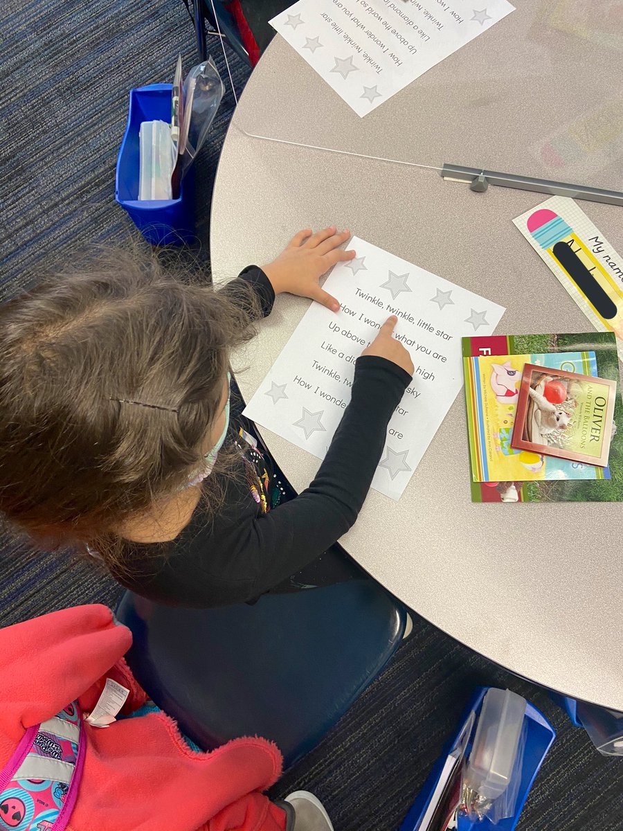 Ms_Charlesworth's tweet photo. These Super Readers used their pointing power to make sure the words they read match what they say! We practiced with familiar songs and poems as well as with our books! #CougarCountry #63success @sussman_howard @EllianEydis @EastMaine63 https://t.co/oIBDGQgIFA