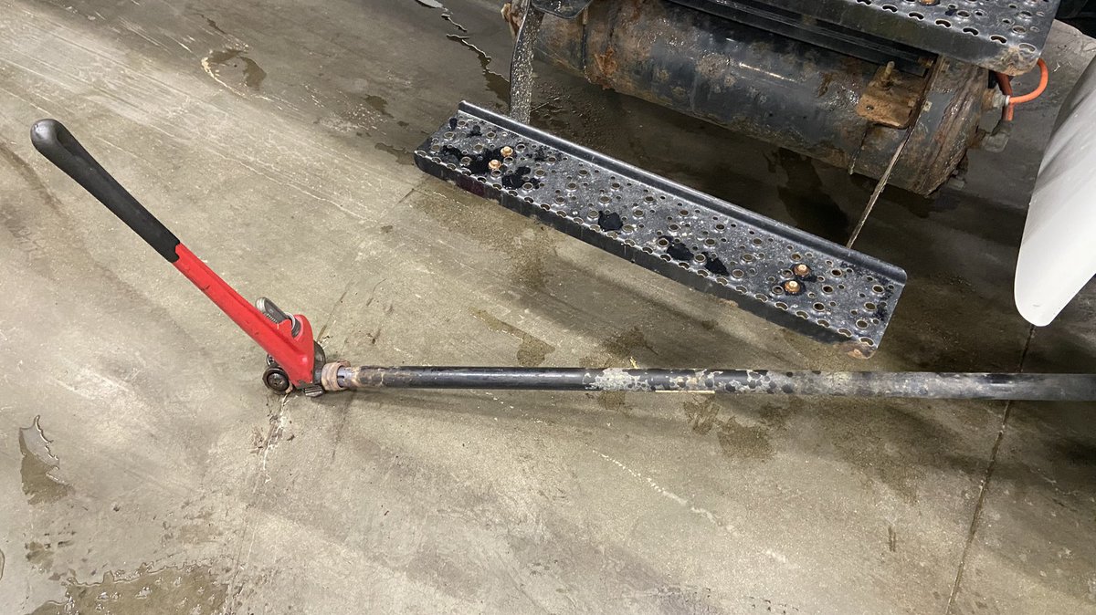For when you want to change a tie rod end on a semi truck/box truck https://t.co/Ul6AOMGIl3
