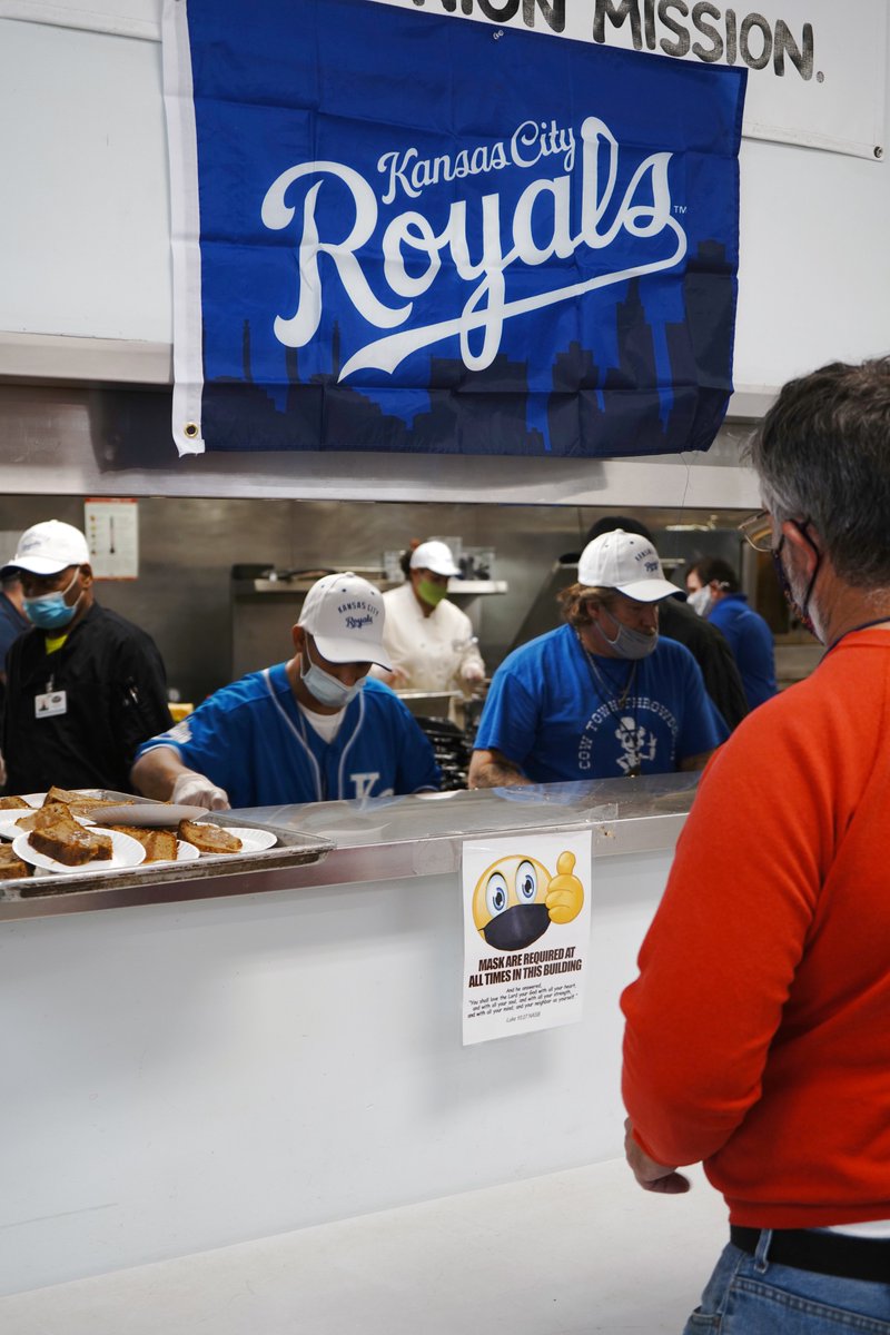 KCRoyalsFdn's tweet photo. Today, we provided our 15th Annual Early Thanksgiving Meal for 240 of our friends at @CUmissionKC. Though we couldn't serve it in person as we normally would have, @Royals hats and flags rounded out the celebration. 💙 https://t.co/LWnBYdR6L9