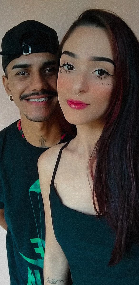 Thaiisafrosard's tweet photo. Cada segundo ao seu lado é especial para mim, você é a melhor coisa que me aconteceu nos últimos tempos. Amo seus defeitos, amo seus gestos, amo suas palavras. Eu amo você❤ https://t.co/J6b41IK8u4