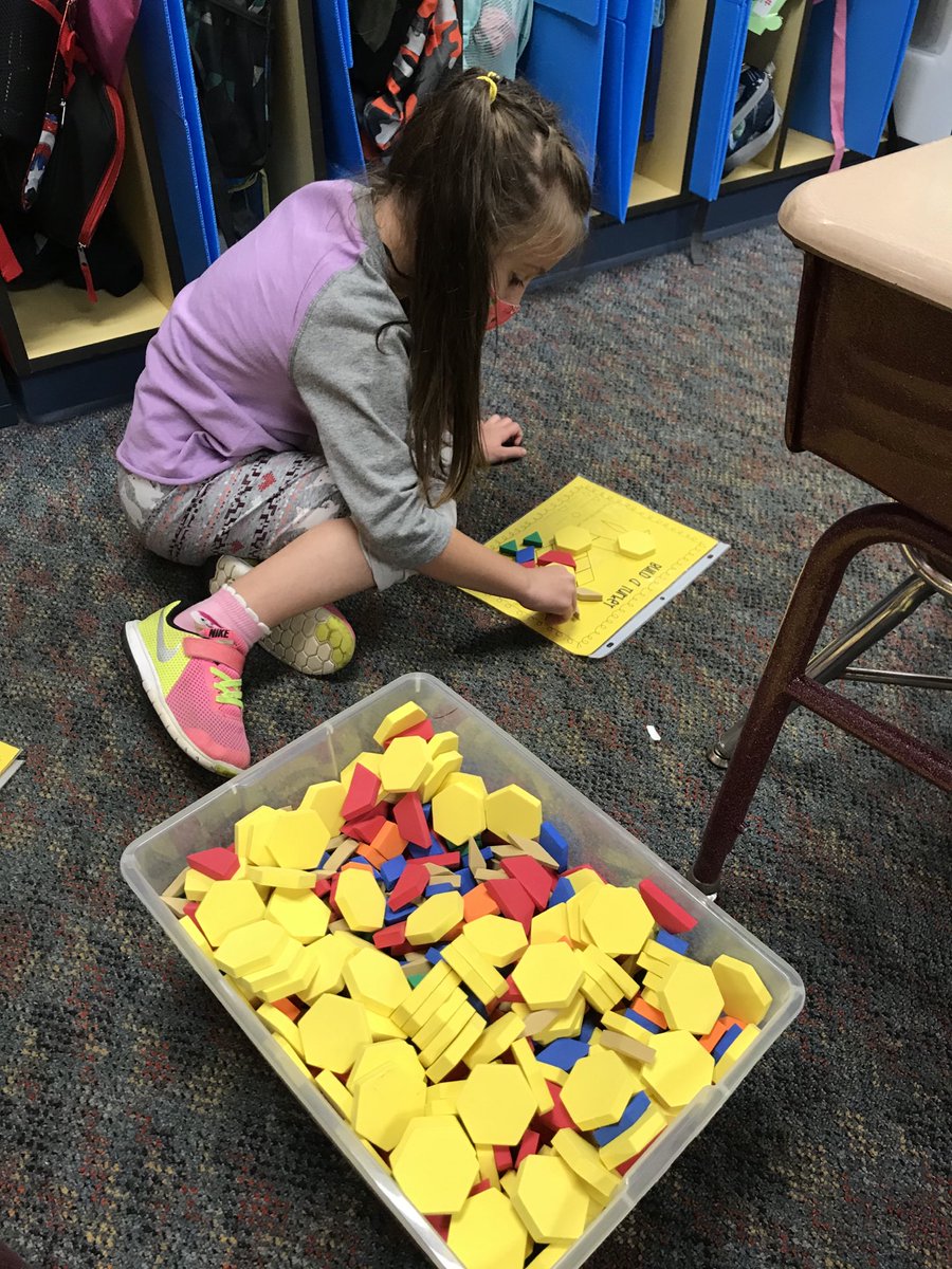 MrsMartinSmiles's tweet photo. #FirstGradeMathematicians #MakeLearningFun ⁦@EldaPrincipal⁩ https://t.co/oWZ9zwsDMp