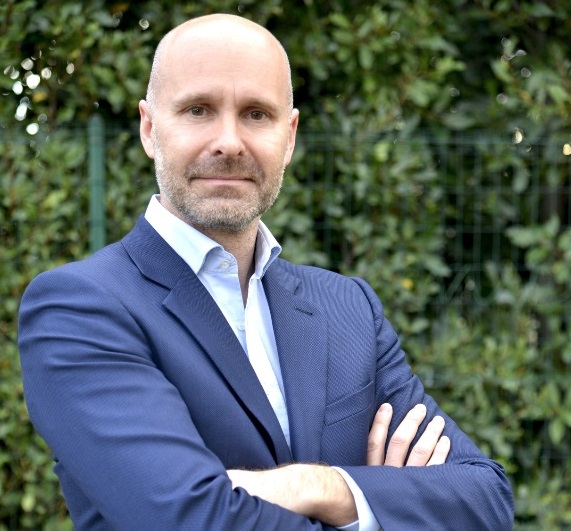 NiceMatinEco's tweet photo. Depuis @MouansSartoux, la société @valenergies, filiale de @valfidus, spécialisée dans le solaire en autoconsommation, connaît un essor inspirant. Nouveaux contrats, nouveaux marchés et des recrutements en vue.Une belle énergie en ces temps de #confinement
https://t.co/2mbohxGzfa https://t.co/gX6t9jXevX