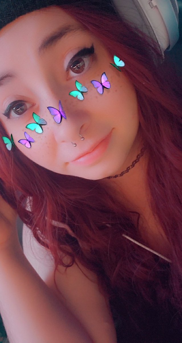 Kitsukii's tweet photo. Live but idk what to do or play 🙃
#HypeKit
https://t.co/4axypEALQi https://t.co/nAJVL367nr