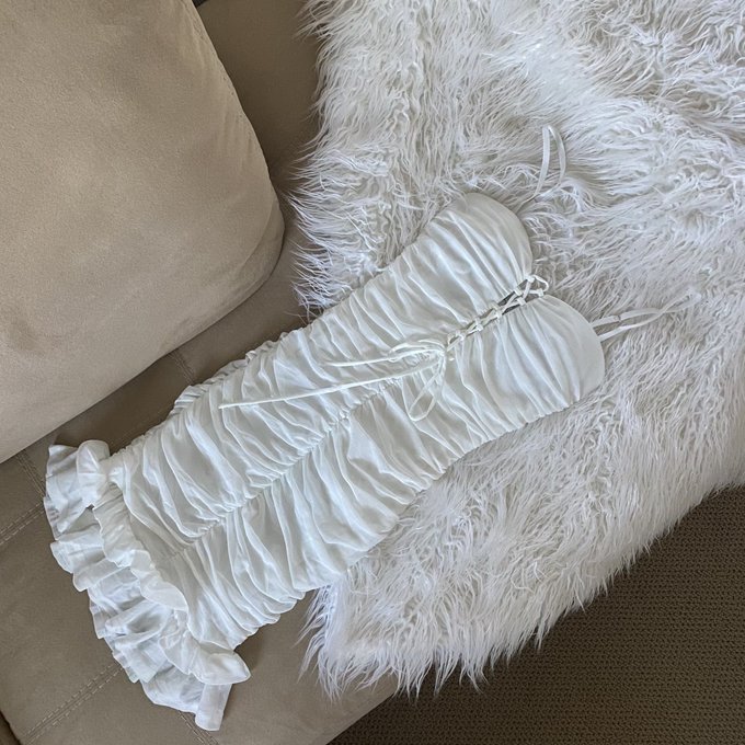 More items listed on my Poshmark✨$10 &amp; under😇 https://t.co/U1XYBMIQUX https://t.co/vZ1ywVnZhO