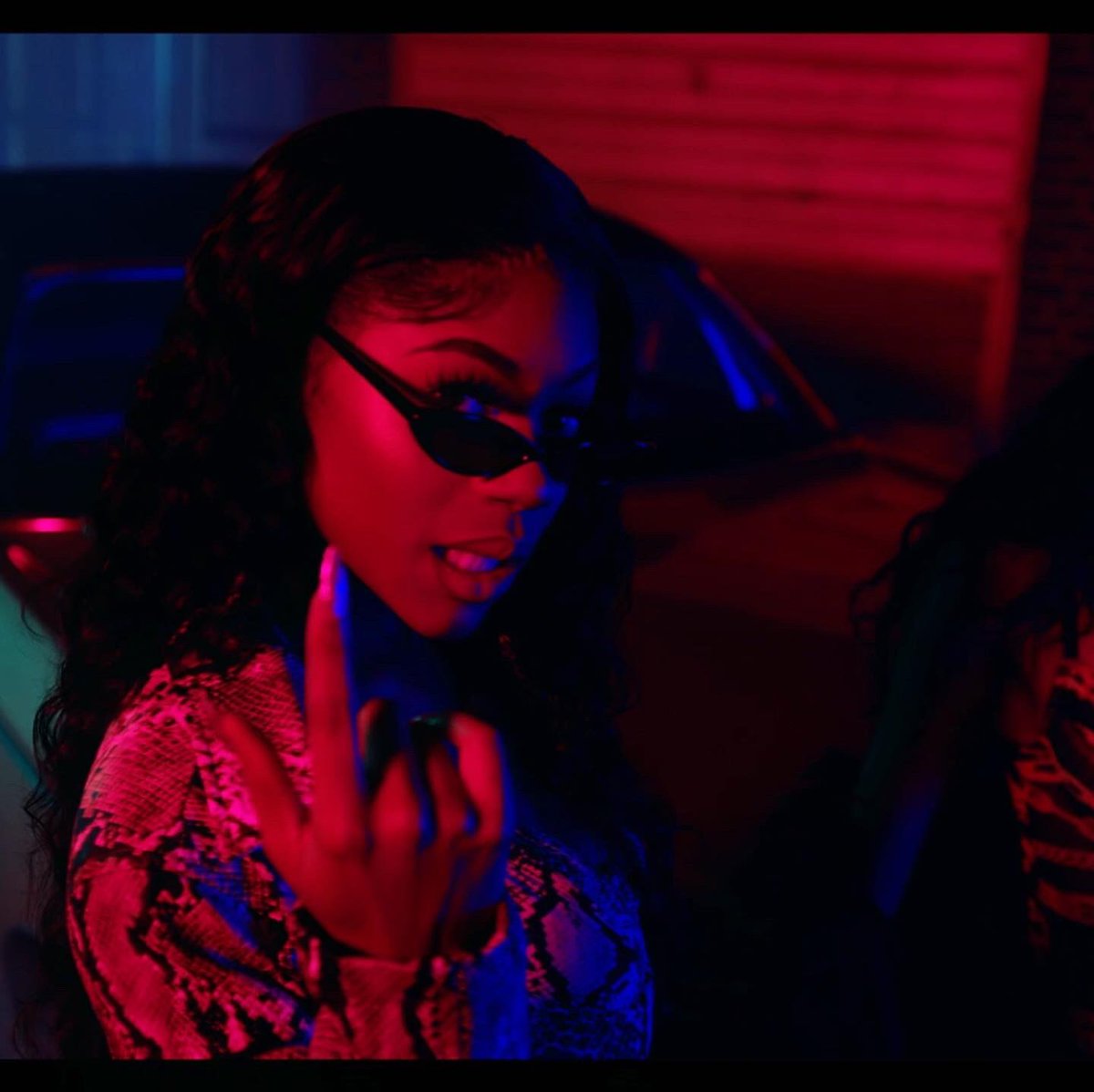 itsiLLy__'s tweet photo. SLOW DOWN coming soon!! 😻 https://t.co/VYp55iJ41u