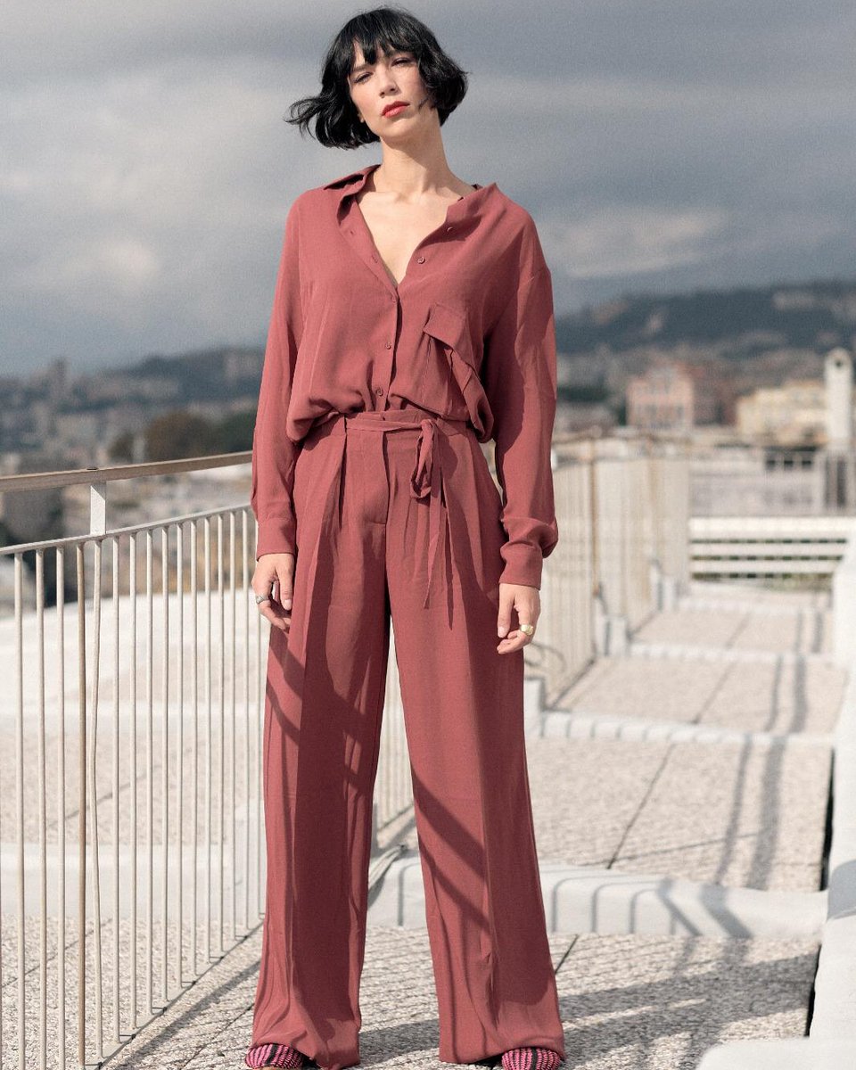 eneles_italia's tweet photo. ENELES Editorial 
"A day with Giorgia and Lorenzo"
Genova, Italy, November 2020.

Special Thanks to @lorenzodellaragione
Model: Giorgia for ENELES Italy.

More on https://t.co/oMzNVwyePU 

#eneles #models #genova #clan #editorial #photoshooting https://t.co/KEtVa8hnSO
