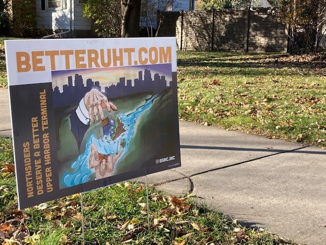 UHTspotlight's tweet photo. #BetterUHT signs are continuing to pop up around #NorthMPLS https://t.co/9LPAOnmrHL
