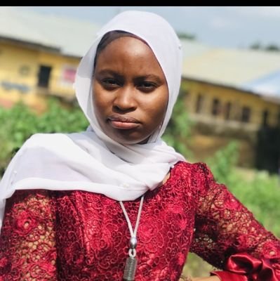  I'm bored so I made myself busy with the pictures of some among my many good 0 people I met here.