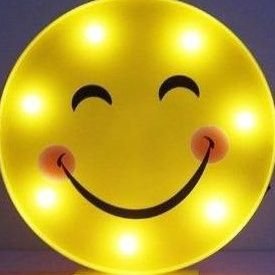  I'm bored so I made myself busy with the pictures of some among my many good 0 people I met here.