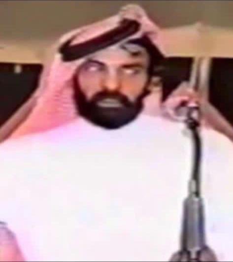 قولوا لراعي الحصاة اللي يدربيها 
لا يحطها في طريقي ويتحراني 

انا دياره قبل عام مْتعديها 
لا جيت غيره على شانه ولا جاني 

ظفرٍ علي والحرايب مايدانيها 
كن المثل ذا ماقيل الا على شاني

وراك جعل امها فالنار وآبيها 
الساعه اللي تجمّعنا مع الثاني 
#محمد_الشمالي_المري