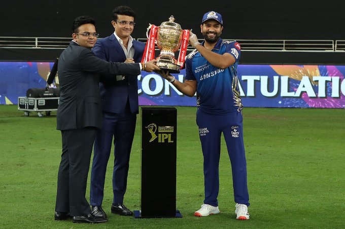 sachin_rt's tweet photo. What a victory by the boys! Complete domination by @mipaltan!

Well done to the players and the support staff who have continued from where they left off last year. 👏🏻

#MIvDC #IPLFinal https://t.co/ncRaxDUgLl