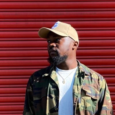  I'm bored so I made myself busy with the pictures of some among my many good 0 people I met here.