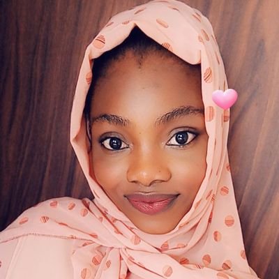  I'm bored so I made myself busy with the pictures of some among my many good 0 people I met here.