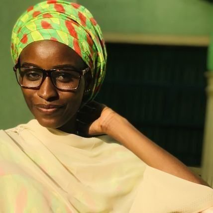  I'm bored so I made myself busy with the pictures of some among my many good 0 people I met here.