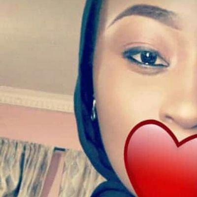  I'm bored so I made myself busy with the pictures of some among my many good 0 people I met here.