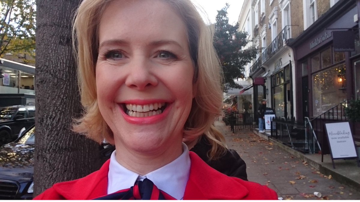 AHearTwithEARS's tweet photo. Have you ever wondered what it is like to be a model? 3 years ago today I found out on a photoshoot for Good Housekeeping to promote #thegriefrecoverymethod & to thank #griefuk for helping me smile again having been being bereaved by suicide.There is always hope of a better day💟 https://t.co/970g4k3yKP